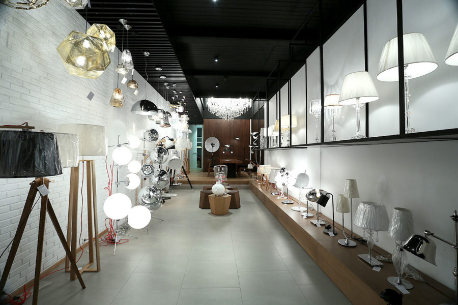Lentera Art Lighting showroom